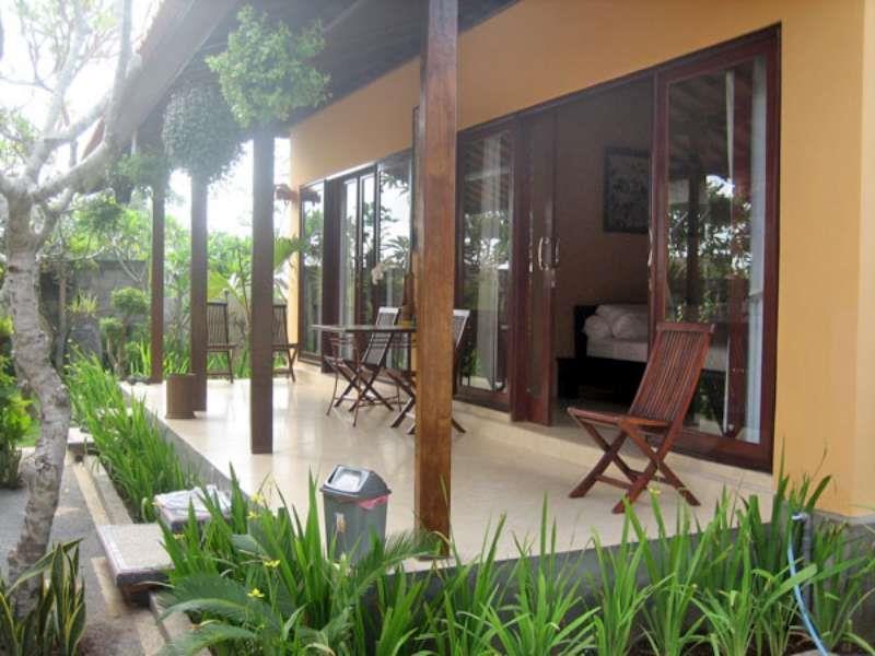 Wayan'S Guesthouse Canggu Exterior foto